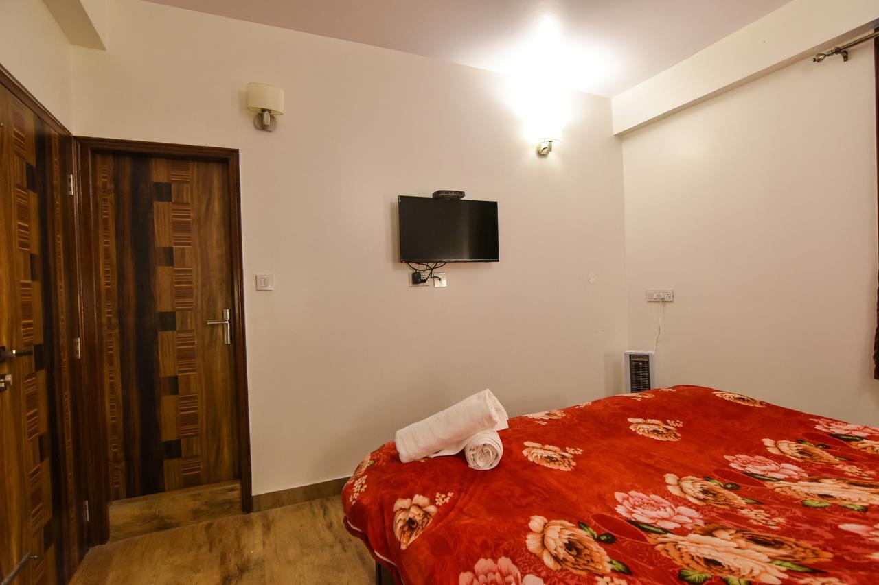 Dhanlaxmi Apartments Shimla Zewnętrze zdjęcie