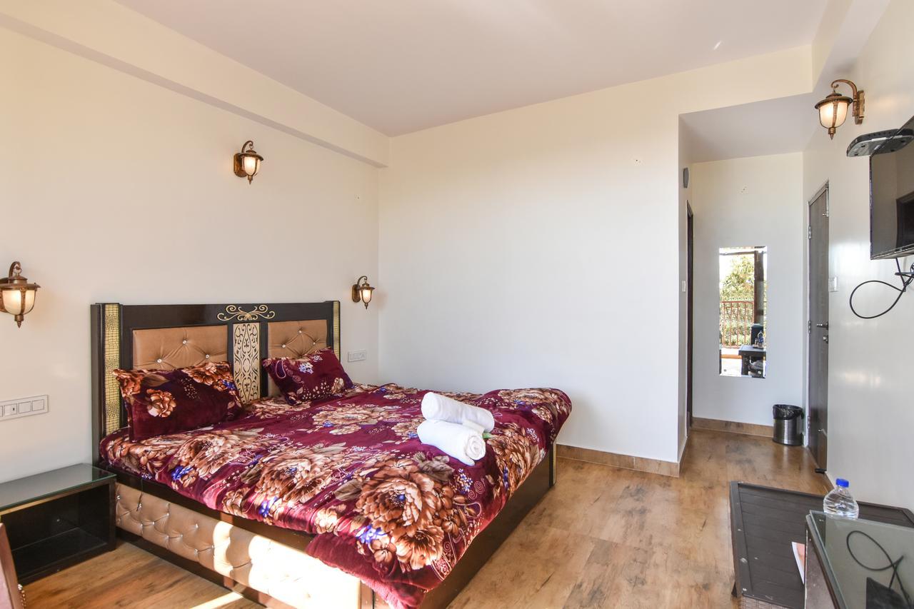 Dhanlaxmi Apartments Shimla Zewnętrze zdjęcie